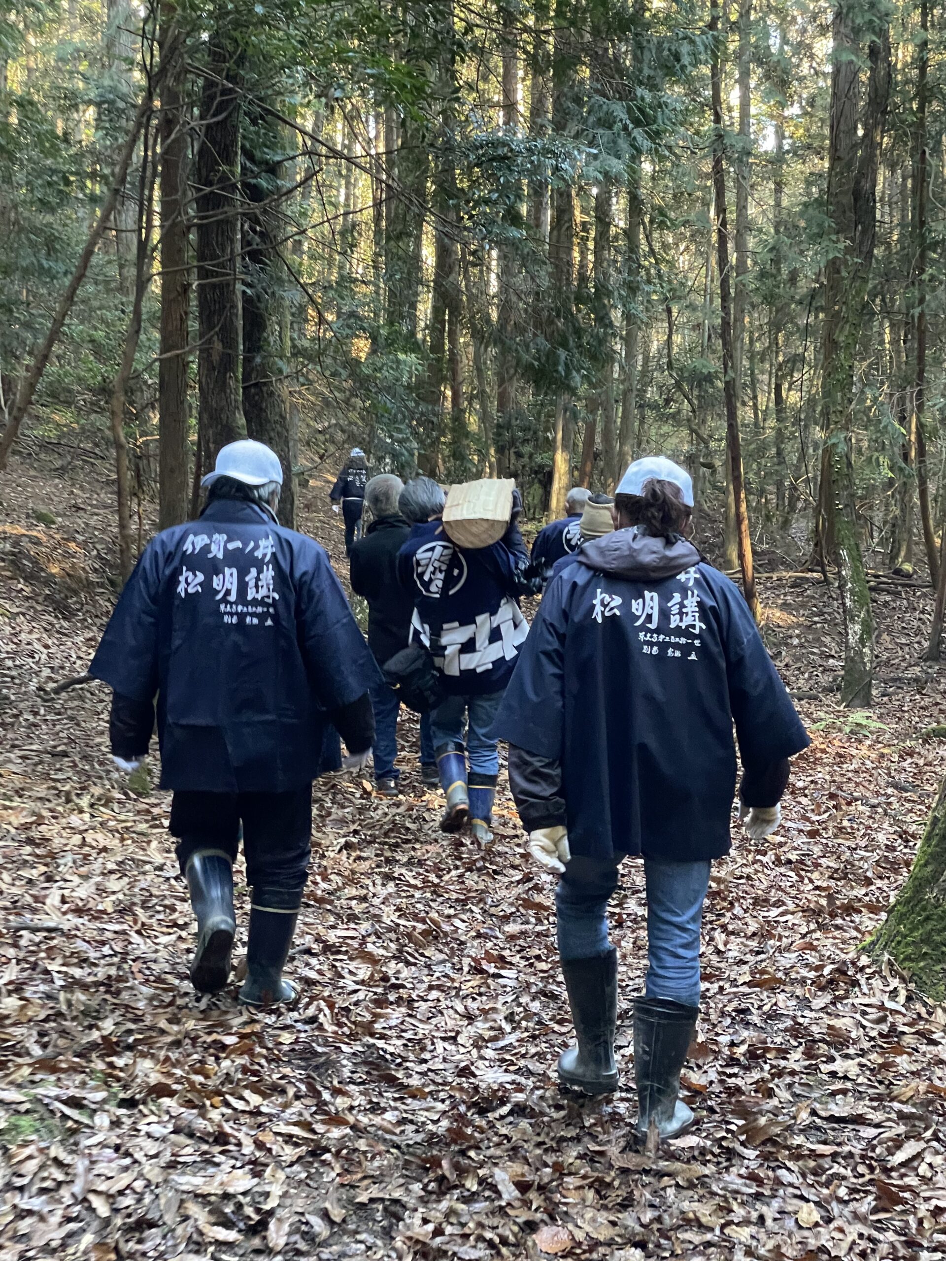 東大寺二月堂のお水取りに使われる松明調進行事