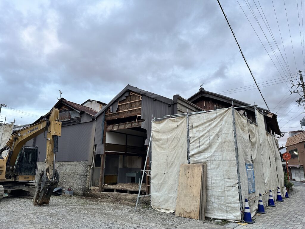 名張市旧町に残る銭湯が無くなりつつあります。残るは新町温泉だけとなりました