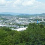 名張市夏見、男山にある展望台ビューナから見た名張市の景色